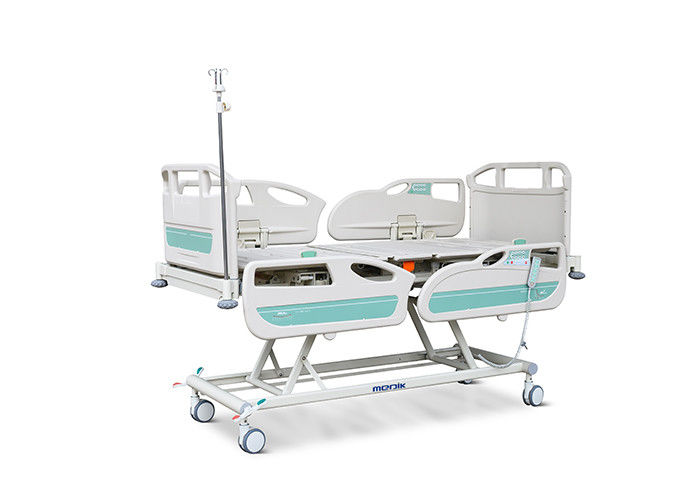 自動病院 ICU のベッド