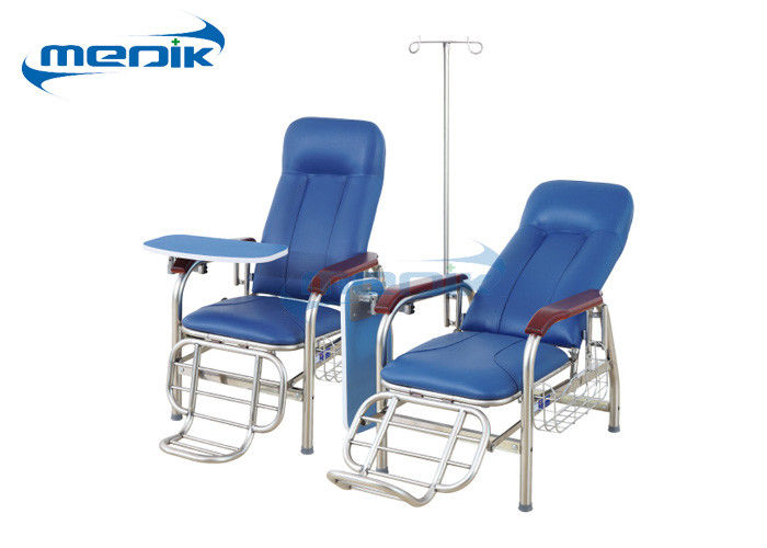 調節可能な病院の家具はIVポーランド人が付いている忍耐強い注入の椅子の議長を務めます