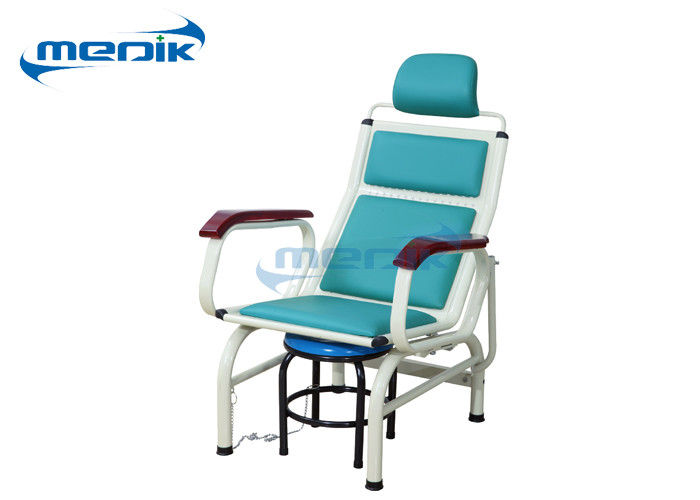 Armrest IVの立場の適当な子供が付いている注入の椅子の病院の家具の椅子