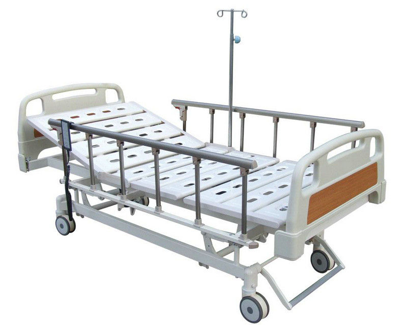 遠隔受話器制御を用いる移動式障害がある電気病院用ベッド