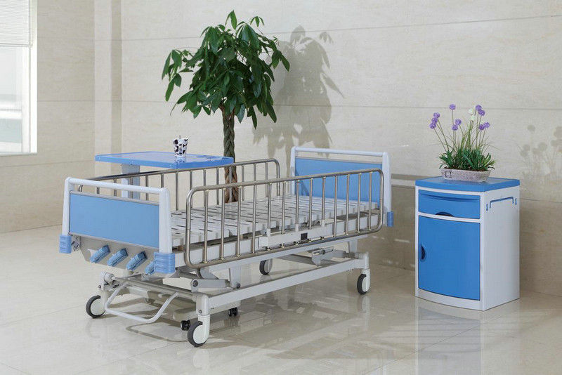 赤ん坊のための小児科の病院用ベッド