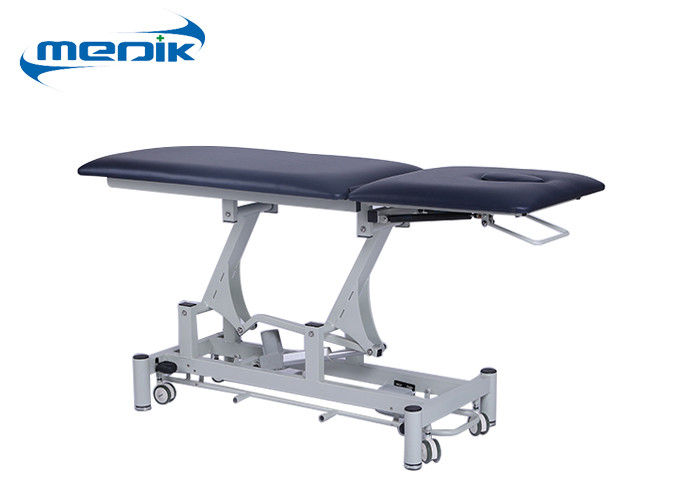 検査部屋の忍耐強い検査のテーブル、調節可能なあと振れ止めの身体検査のソファ